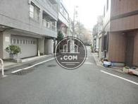 人の往来はそれほどありません