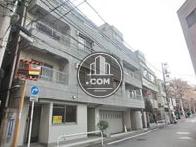 上階はセットバックしています