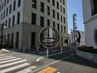 正面から見て右手は一方通行出口です