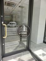 一階ルーム入口。金の取っ手がよく映えています