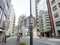 対面歩道からの様子