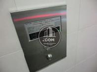 オートロック完備