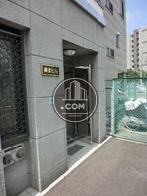 正面向って右側にあります