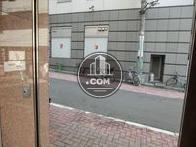 ビル目の前です