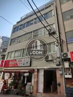 窓が横に広がっているため、十分な採光が見込めそうです