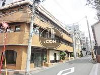 人通りも少ないエリア