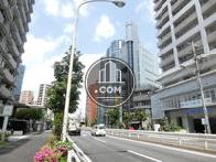 荒川区役所前駅方面