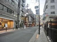 池袋駅方面です