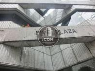 FIVE PLAZA