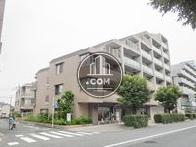 周囲に高層ビル等がなく開放的です