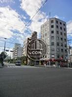 通りが一望出来ます