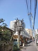 路地に面した物件です