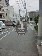 前面の道路です