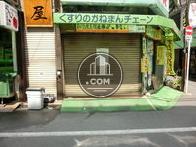 1階は店舗フロアです