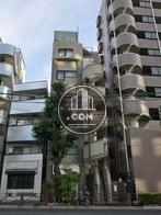 ビル向かい側からの外観