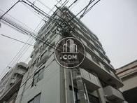 建物裏側です