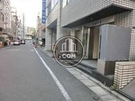 人通りの少ない周辺環境