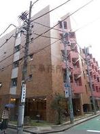 ウエストサイド新宿御苑の外観写真
