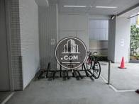 自転車置き場もあります