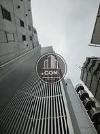 特徴的なデザインの建物です