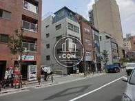 交通量は多めです