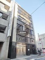 通りを一望出来ます