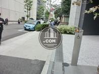 人通りはそこそこあります