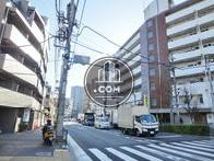 巣鴨新田駅方面