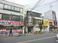 向かい側歩道からの眺望。