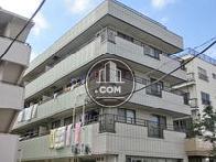 タイル壁の外観です