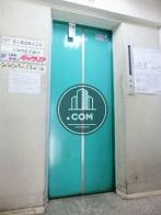 乗り場前