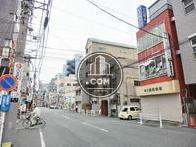 八王子駅へ続く通り