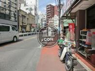 歩道が確保されています