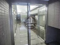 両開きですので間口は広いです