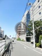 対面側まで距離があります