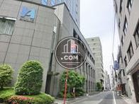 物件横の道路です