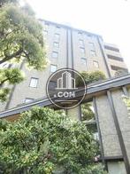 老舗ホテルの様な佇まいです