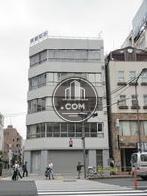 無駄な凹凸等の無いスッキリとしたシルエット