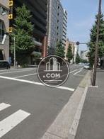 車通りが多い道路です
