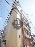 壁面を丸くカーブさせています