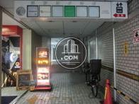 エレベーターまで扉はありません