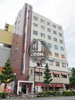 窓が多い壁面