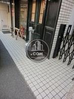 １階は店舗です