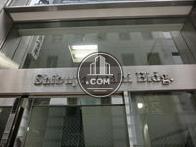 玄関上のビル名表示です