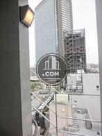 上層階の屋外階段からは赤坂サカスが見渡せます