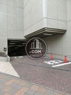 地下駐車場入り口