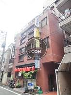 重厚な造りの建物