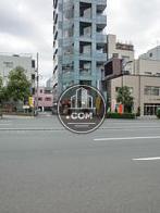 幅の広い道路です