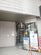 玄関前
