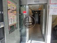 自動ドアでシンプルです